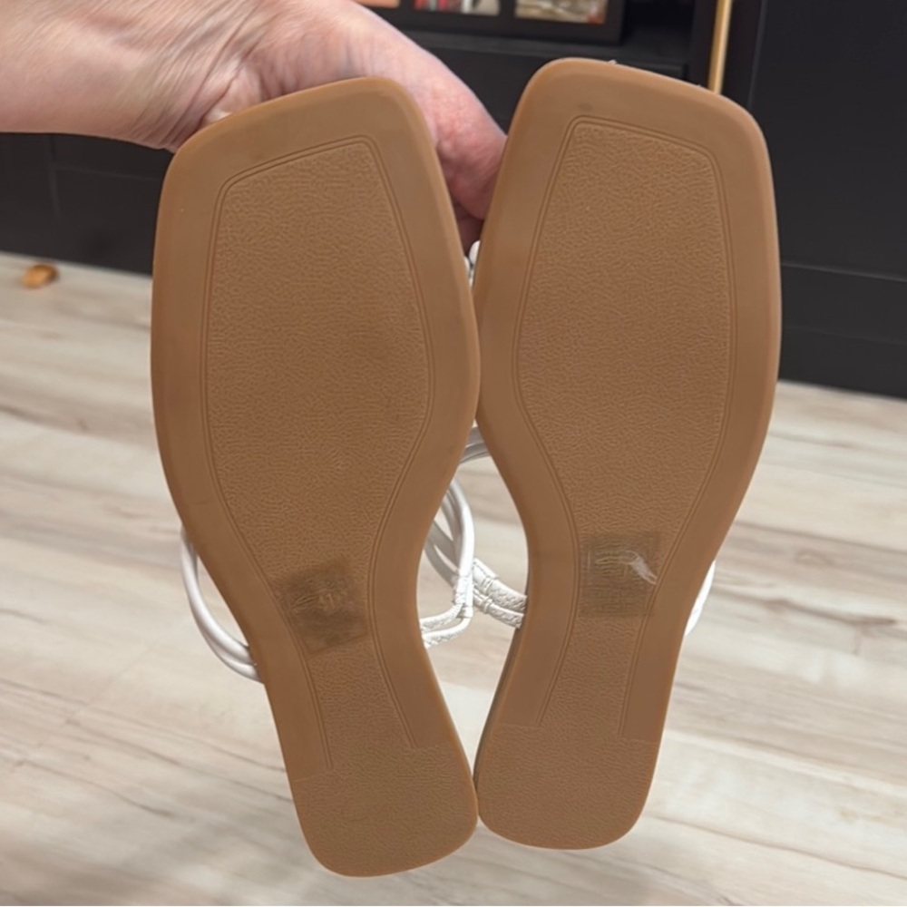 Azalea Wang Stetson White Knotted Sandals - Picture 3 of 4